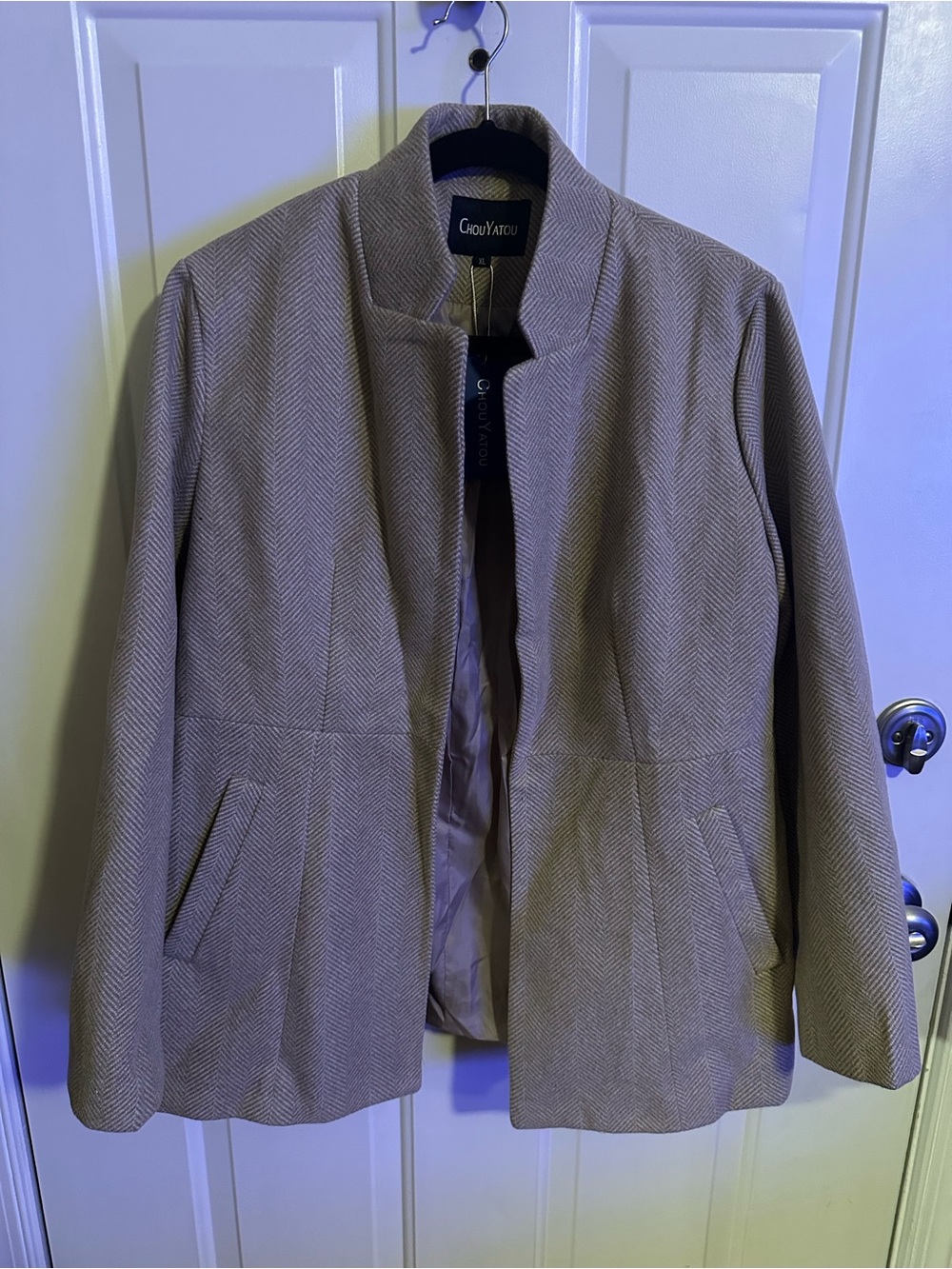 Women’s Tan Herringbone Collarless Jacket
